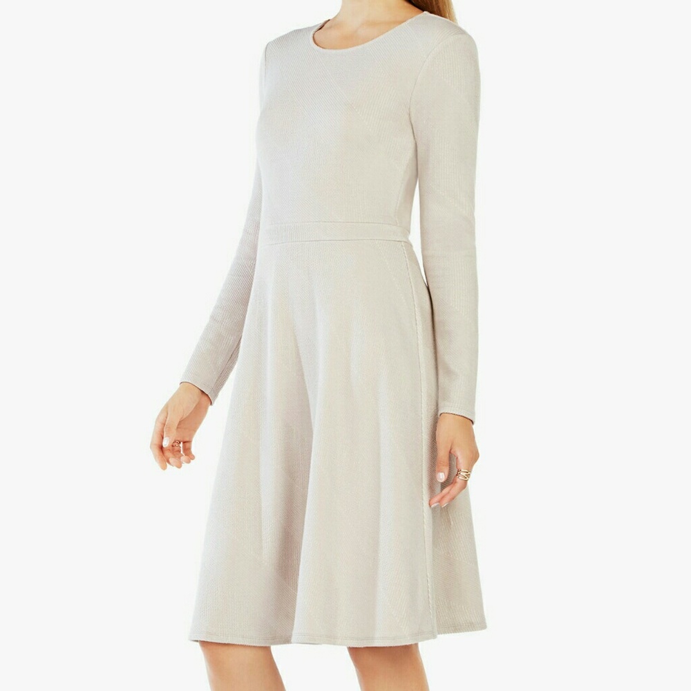 BCBG TANISHA DRESS - Picture 3 of 3